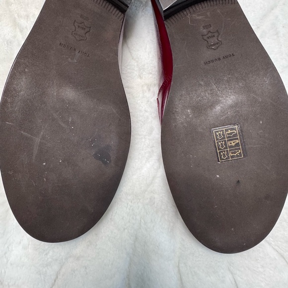 Tory Burch Burgundy Patent Leather Penny Loafers with Gold Logo - Picture 6 of 12